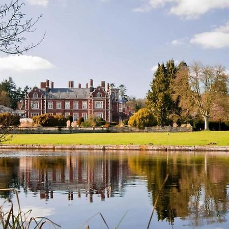 Lynford Hall Hotel Mundford Exterior foto